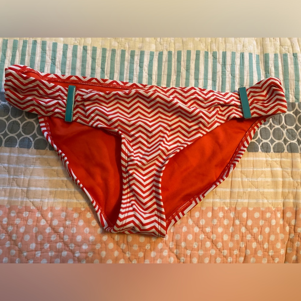 Xhilaration Medium Coral Chevron Bikini Swim Bottom
